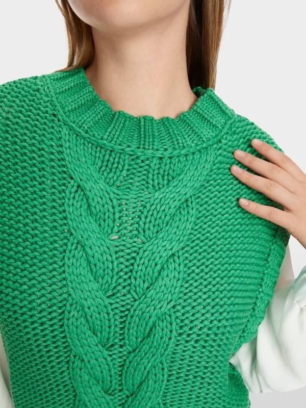Marc Cain Knitted in Germany Pullunder mit Zopf Begrenzte Freigabe