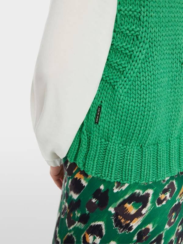 Marc Cain Knitted in Germany Pullunder mit Zopf Begrenzte Freigabe