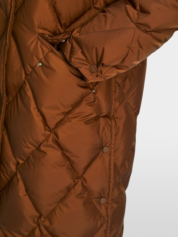 Marc Cain Steppmantel mit floralem Muster Vatertagsangebot