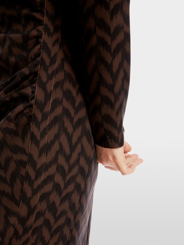 Marc Cain Kurzes Kleid mit Drapierung Super Rabatt