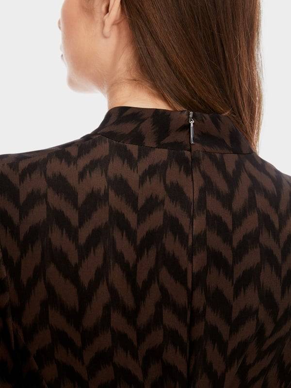 Marc Cain Kurzes Kleid mit Drapierung Super Rabatt