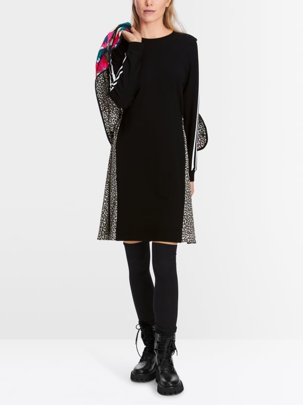 Marc Cain Kleid in Materialmix "Rethink Together" Meist gekauft