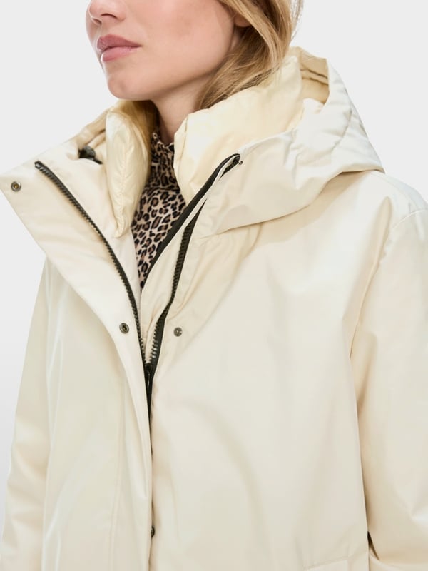 Marc Cain Daunenmantel mit Kapuze Top Angebot
