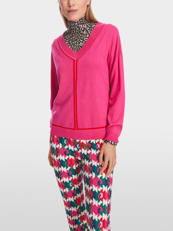 Marc Cain Sweater mit V-Neck - "Rethink Together" Kauf eins, bekomm eins gratis