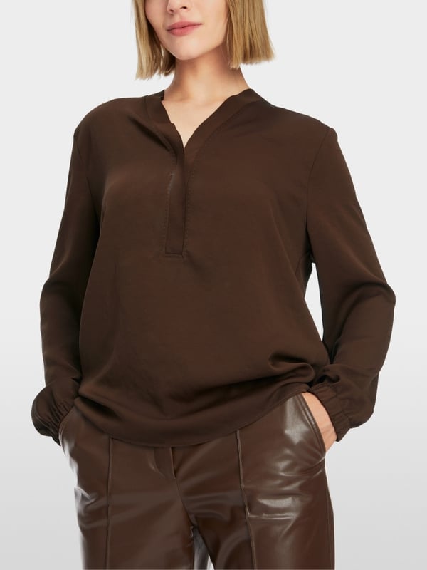 Marc Cain V-Neck-Bluse "Rethink Together" Fabrikverkauf