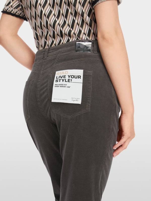 Marc Cain Cordhose Relaxed Fit - Modell RIAD Zeitbegrenzte Promotion