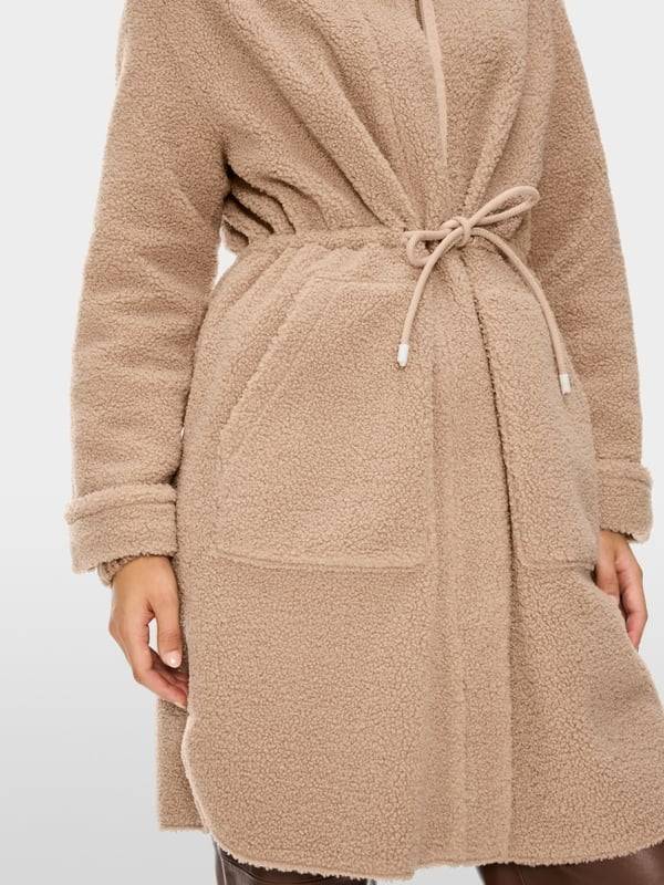 Marc Cain Mantel in lockigem Fun Fur Flash Sale