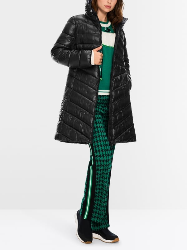 Marc Cain Kurzer Kapuzenmantel "Rethink Together" Begrenztes Angebot