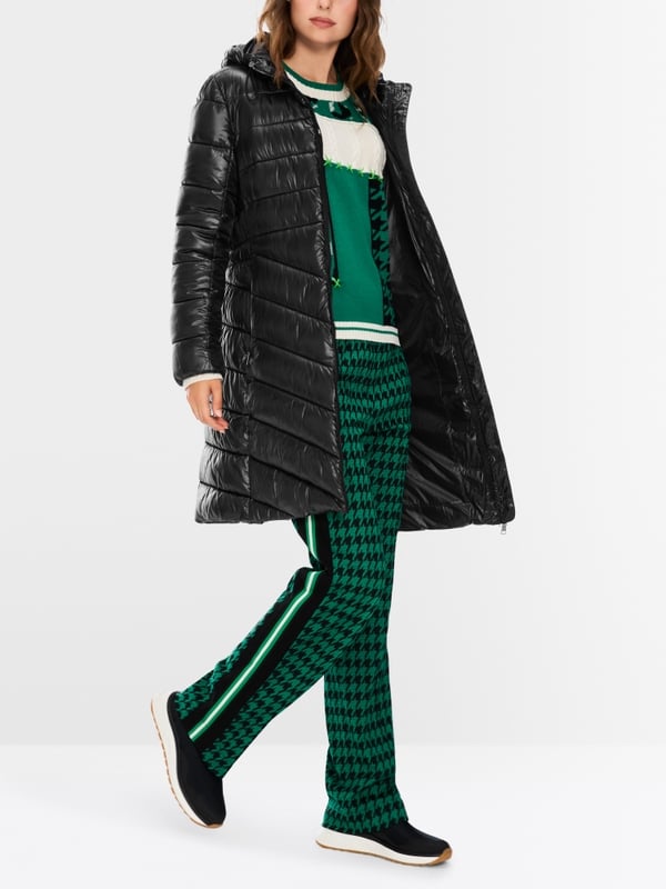 Marc Cain Kurzer Kapuzenmantel "Rethink Together" Begrenztes Angebot