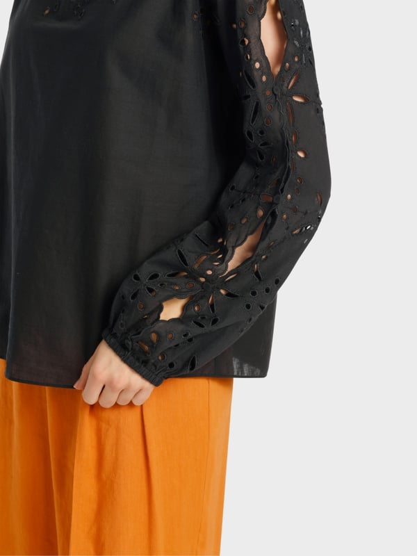 Marc Cain Spitzenbluse in A-Shape Online