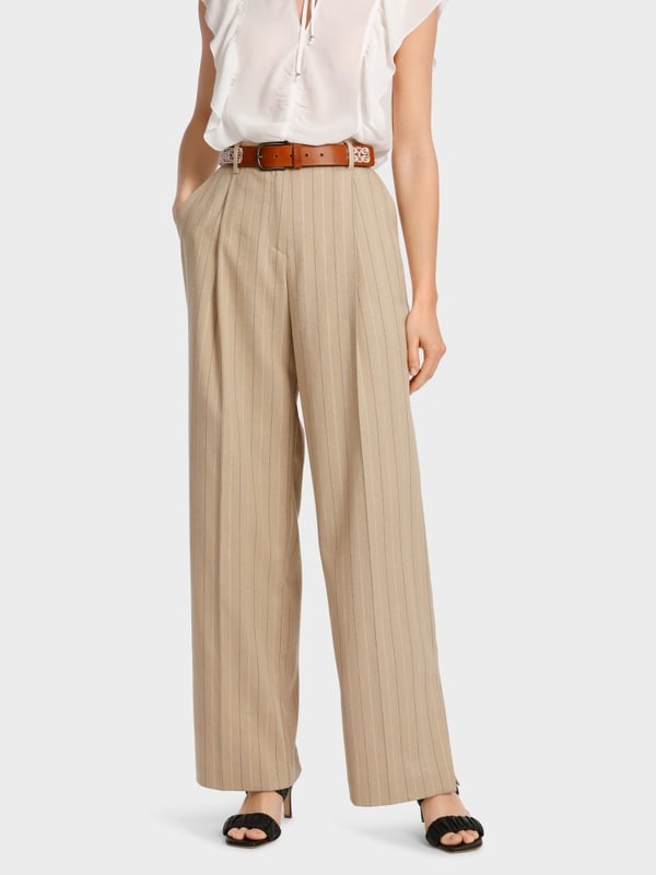 Marc Cain Modell WASCO – Hose in Nadelstreif Auslauf