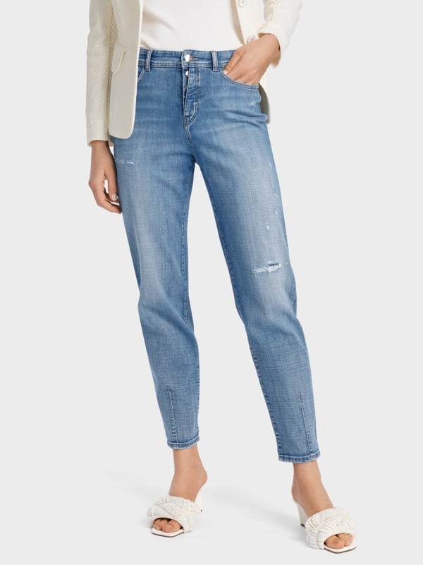 Marc Cain “Rethink Together” Jeans Modell RIVNE Discount Store für neue Produkte