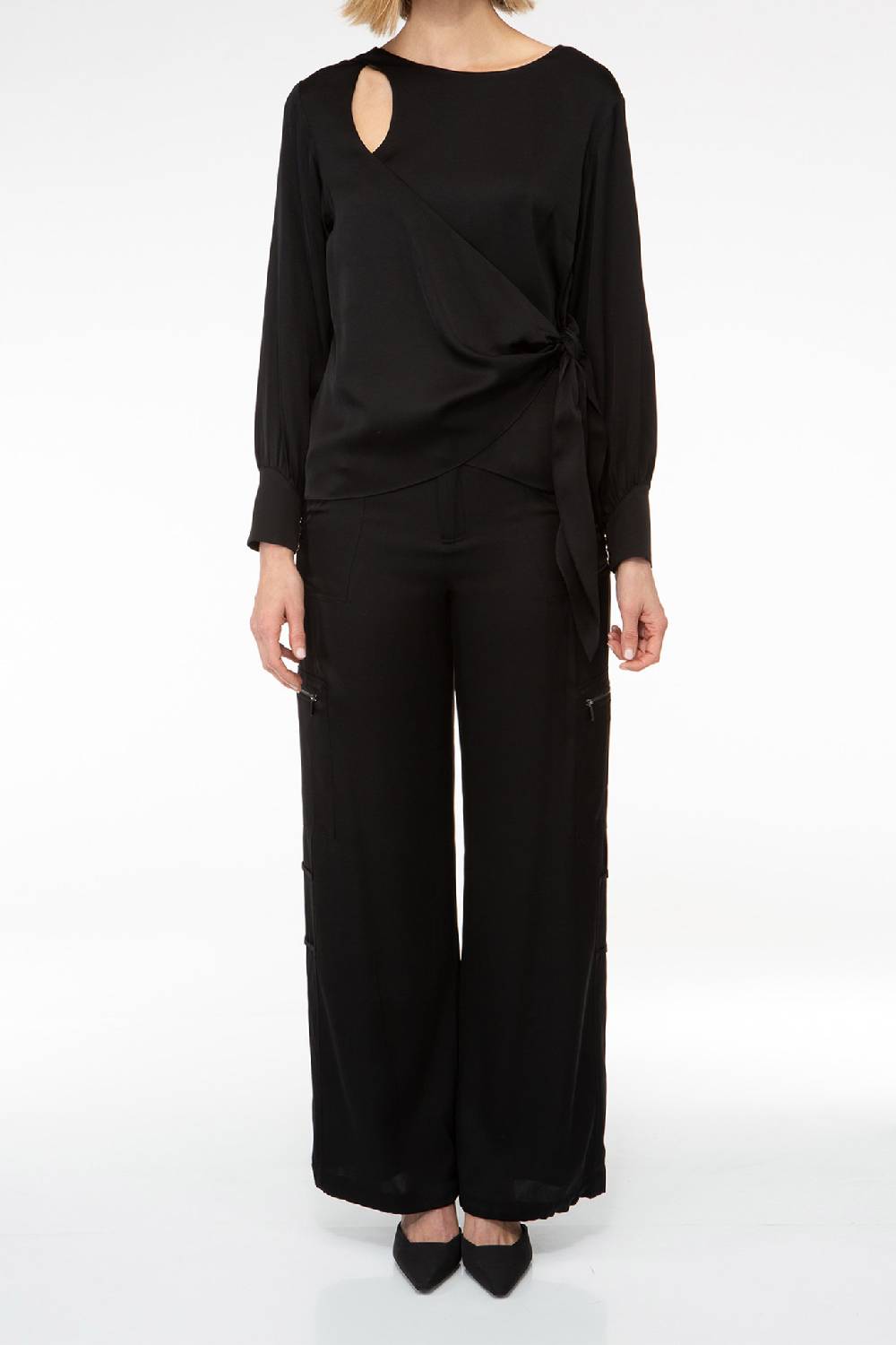 IVI GmbH SOLID SILK Seidenbluse mit Cut-Out Detail schwarz Nur für heute