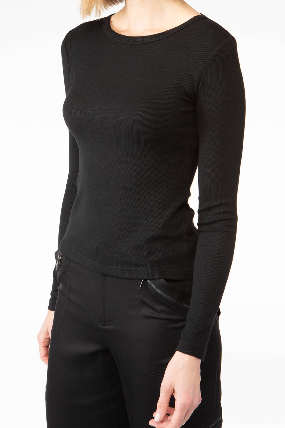 IVI GmbH ESSENTIAL Langarmshirt mit hohem Rundhalsausschnitt schwarz Bis zu 55% Rabatt