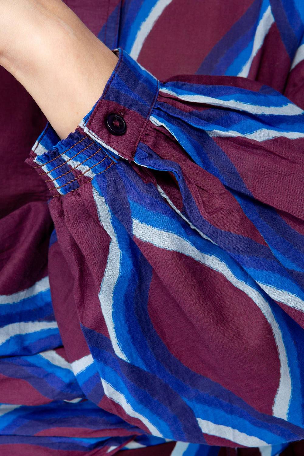 IVI GmbH PARADISE WAVE Bluse aus Baumwoll-Voile Meist gekauft