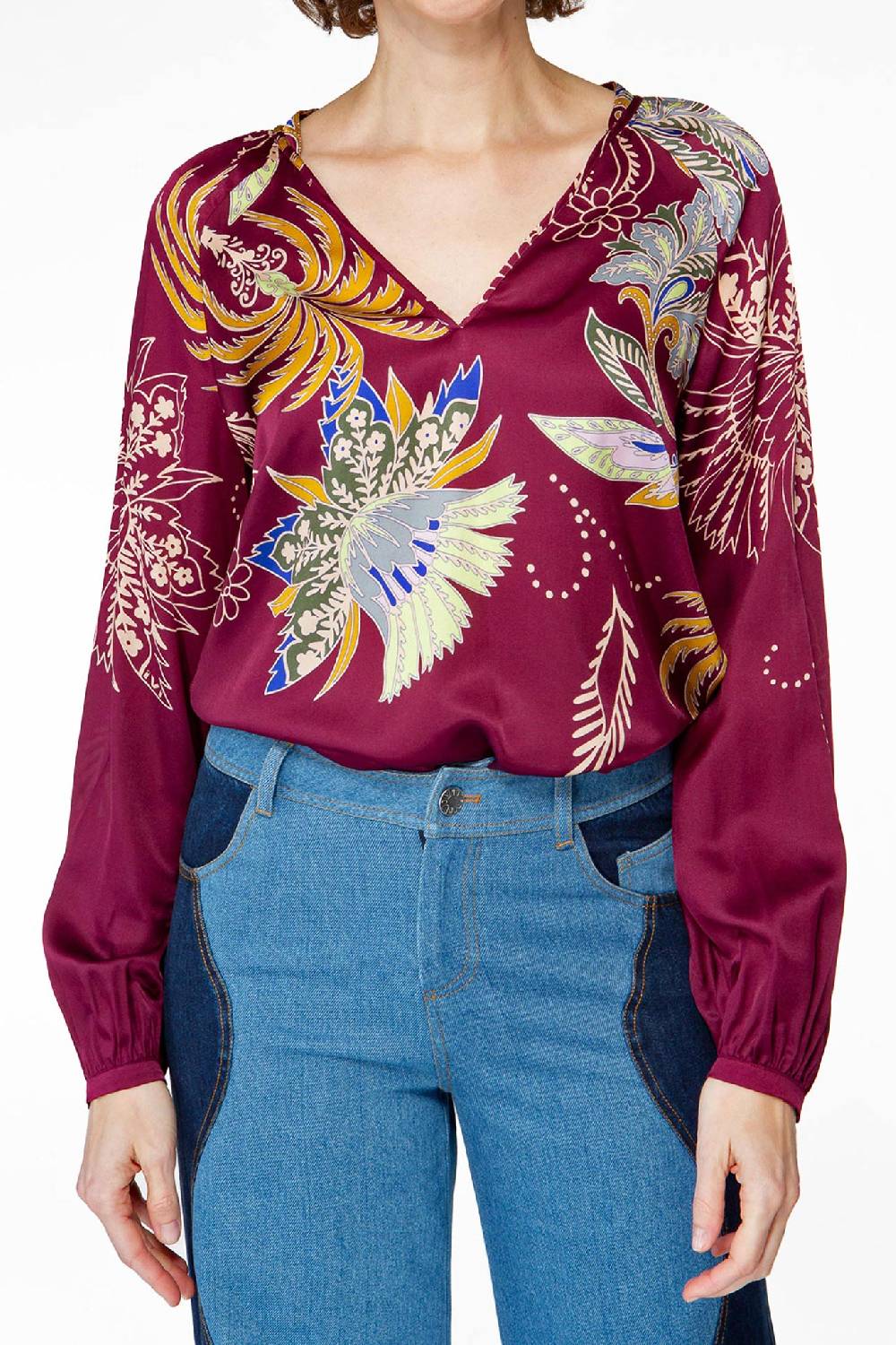 IVI GmbH GLAMOROUS Bluse mit Cut Out Fabrikpreis