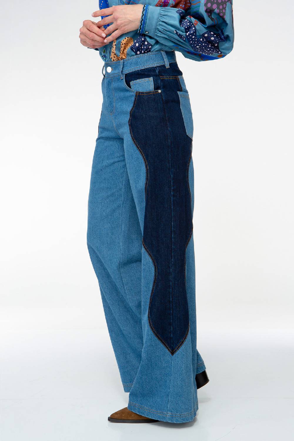 IVI GmbH DENIM Jeans mit weitem Bein und Patch Sonderangebote