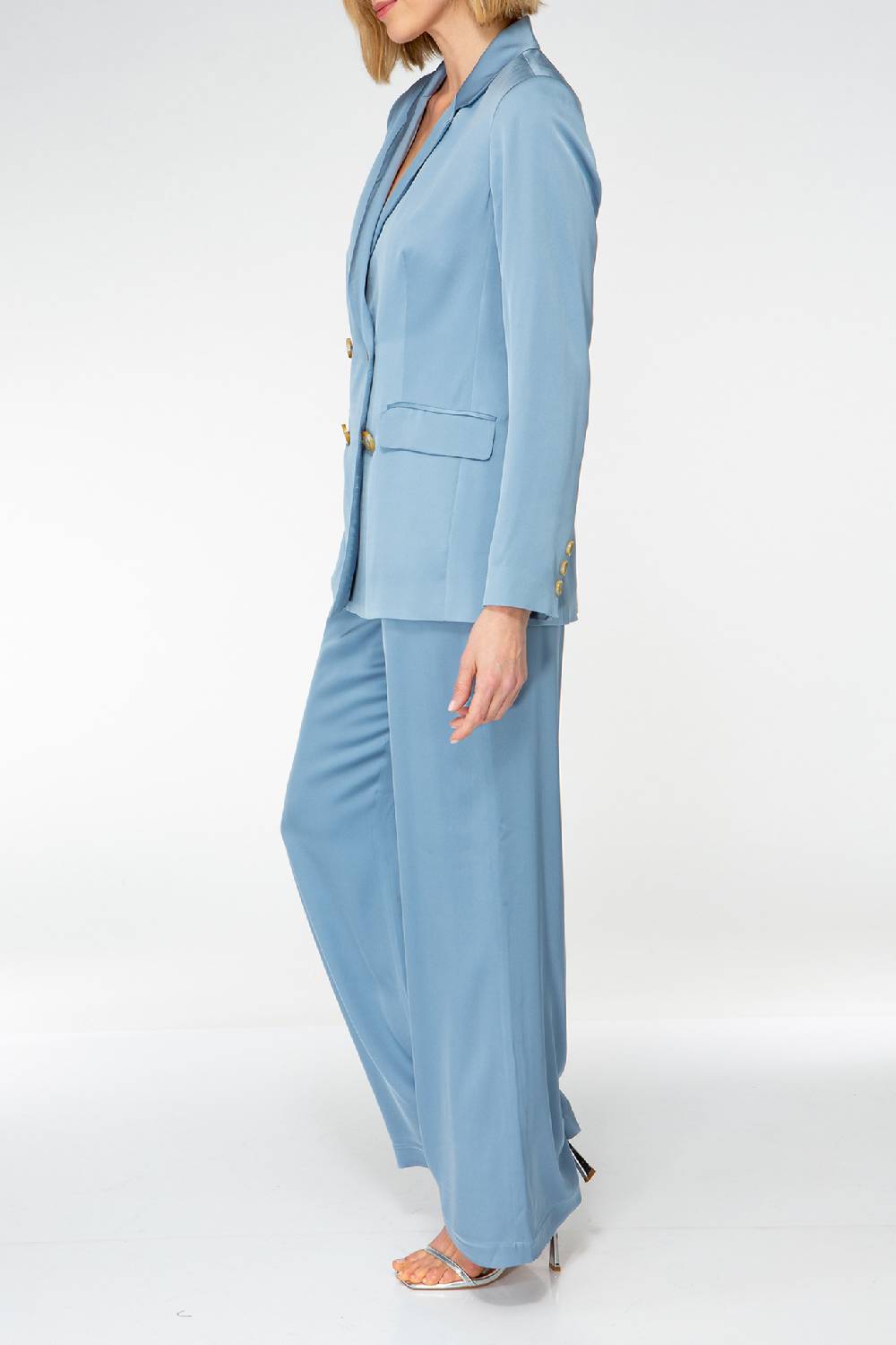 IVI GmbH SOLID SILK Seidenhose mit weitem Bein hellblau Speichern exportieren