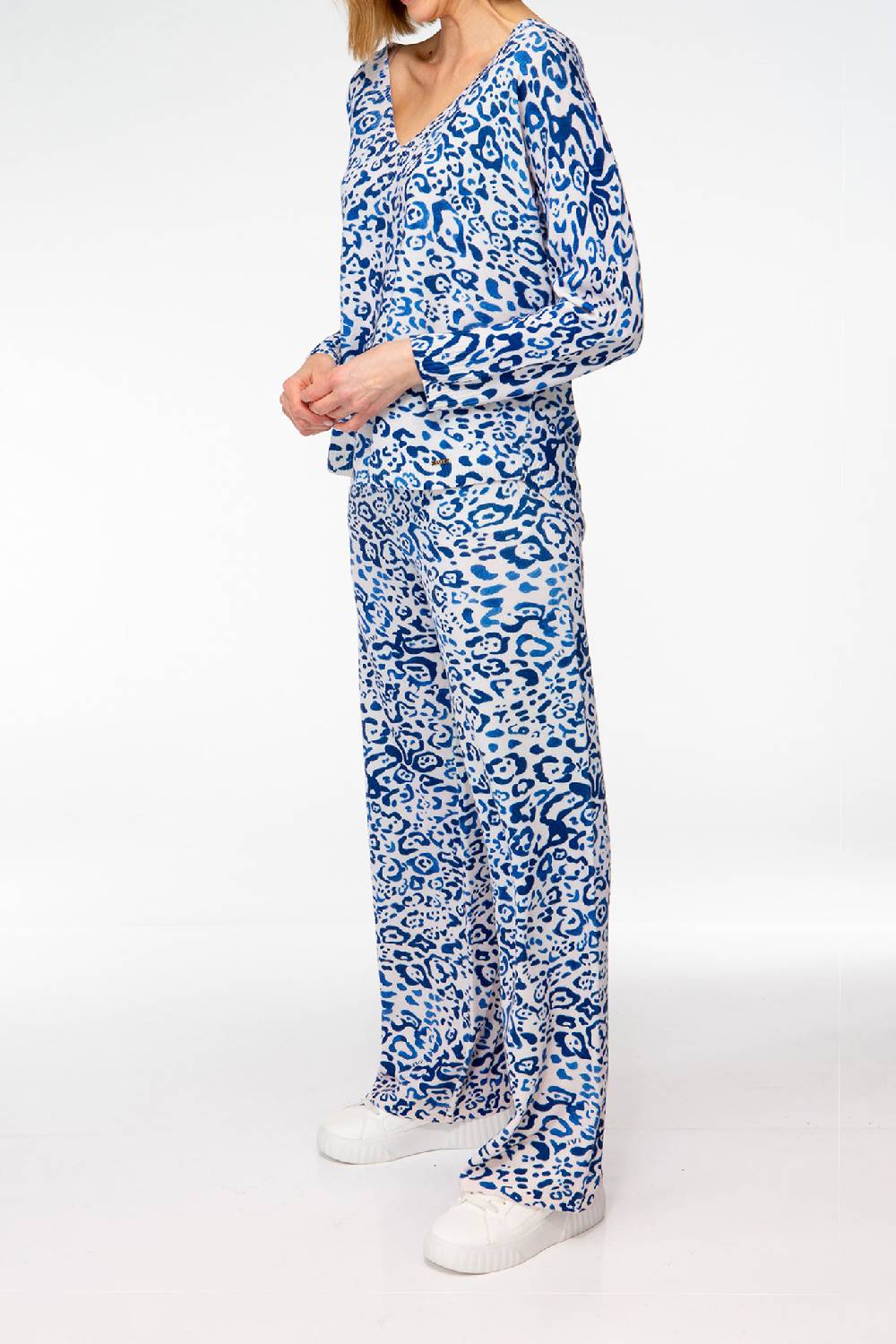 IVI GmbH BLUE LEO Pullover 2025