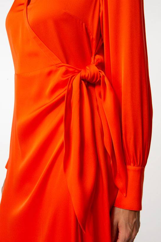 IVI GmbH SOLID SILK Midi Wickelkleid grenadine Outlet