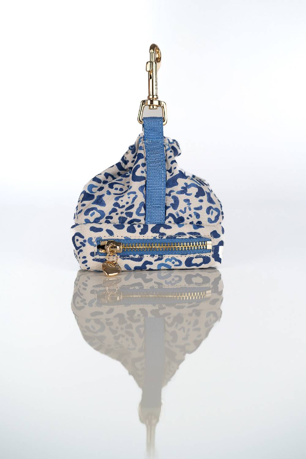 IVI GmbH BLUE LEO Futterbeutel Letzter Tag
