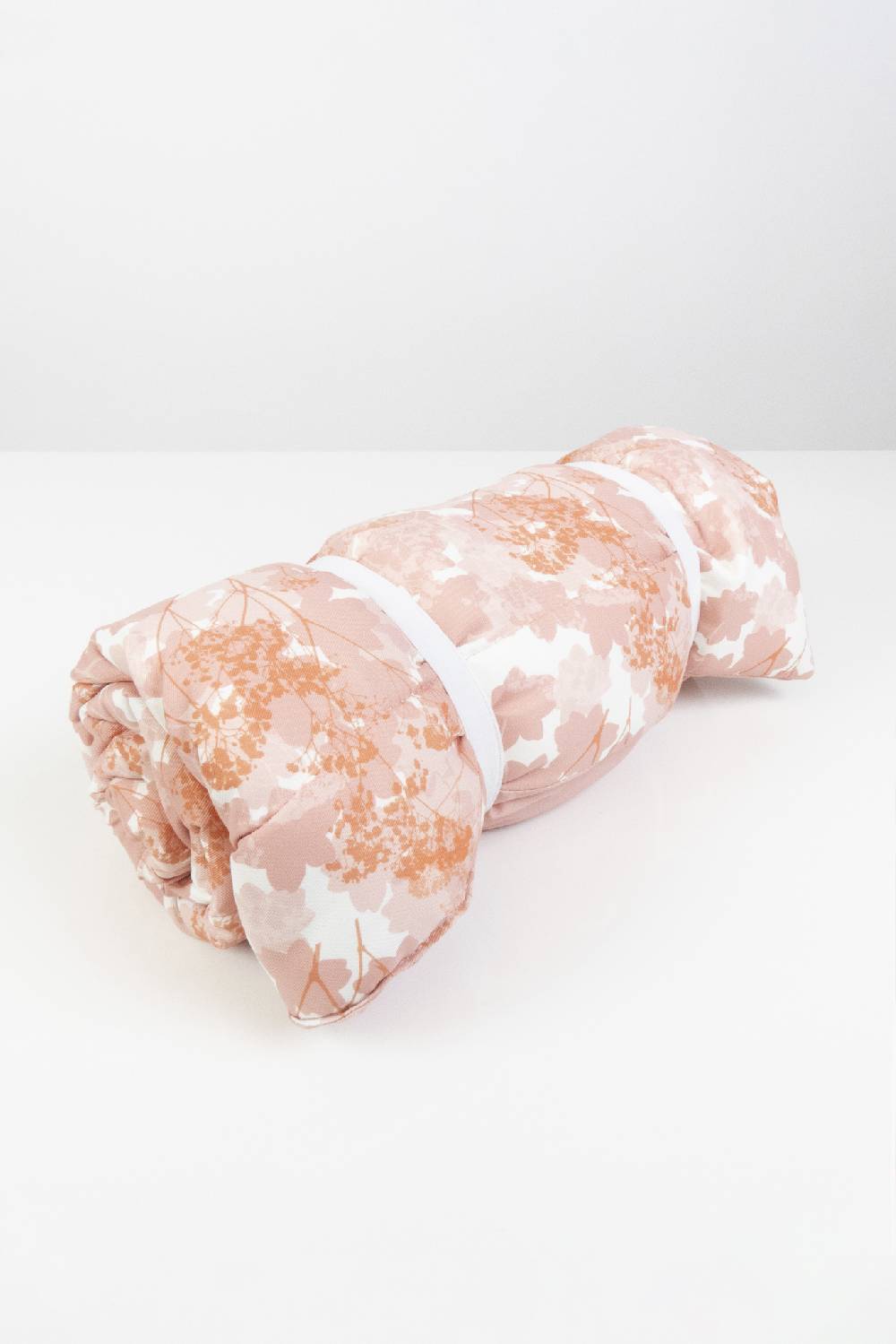 IVI GmbH PASTEL FLOWERS Dog Mat JETZT KAUFEN