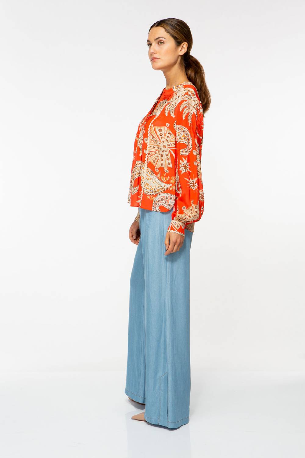 IVI GmbH PALM VIBES Seidenbluse mit Biesen rot Fabrikpreis