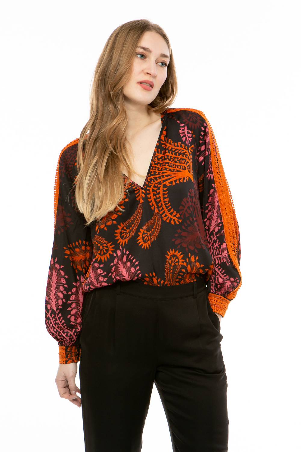 IVI GmbH WILD HERBS Bluse mit Stickdetails schwarz Vatertagsangebot