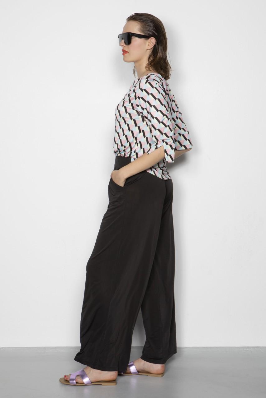 Marivie Top - Honey triangle black Top im Angebot
