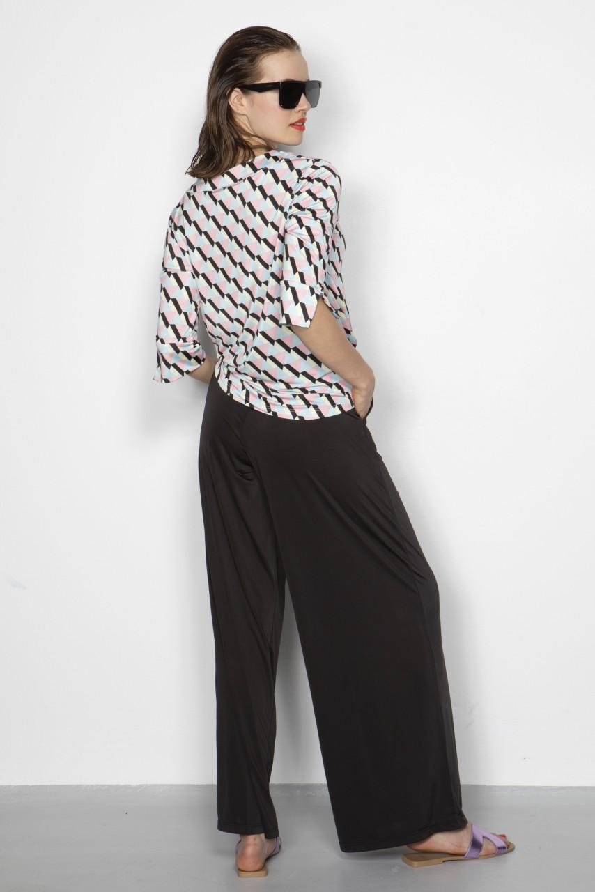 Marivie Top - Honey triangle black Top im Angebot