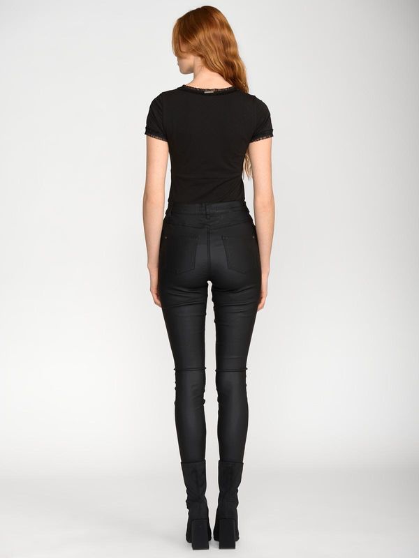 Nastrovje Potsdam Pussy Deluxe Bow On Black Shirt female schwarz Preisnachlass