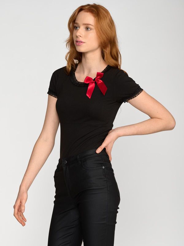 Nastrovje Potsdam Pussy Deluxe Bow On Black Shirt female schwarz Preisnachlass