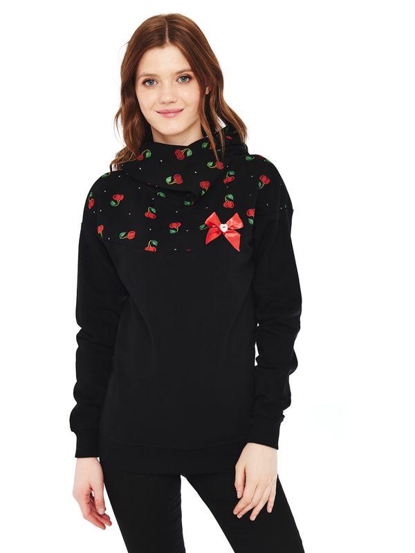 Nastrovje Potsdam Pussy Deluxe Cherry Bomb Schalkragenpullover für Damen 2025