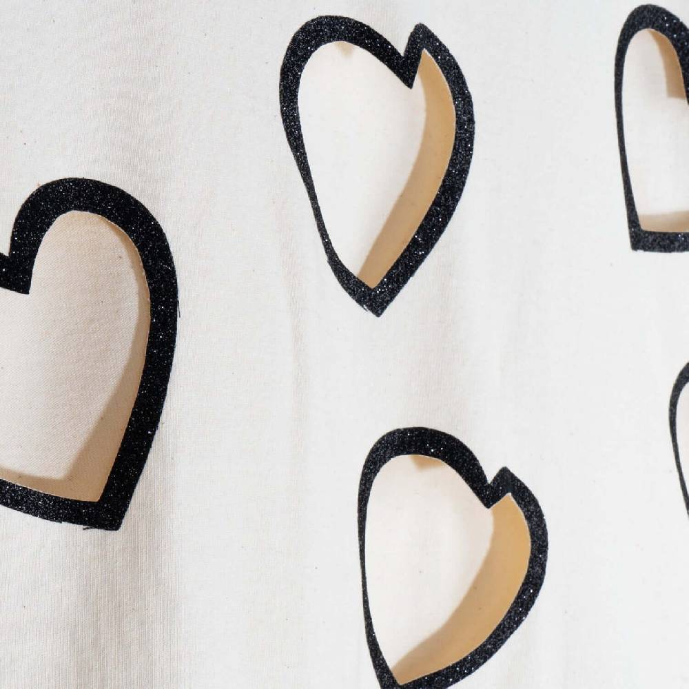 NIL+MON Oversize Tee "Flying Hearts" Letzter Tag