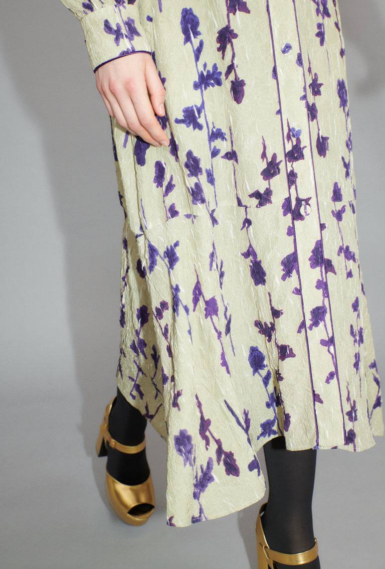 Odeeh Flower Items on Crushed Crepe Kleid, Almond Clearance-Verkauf