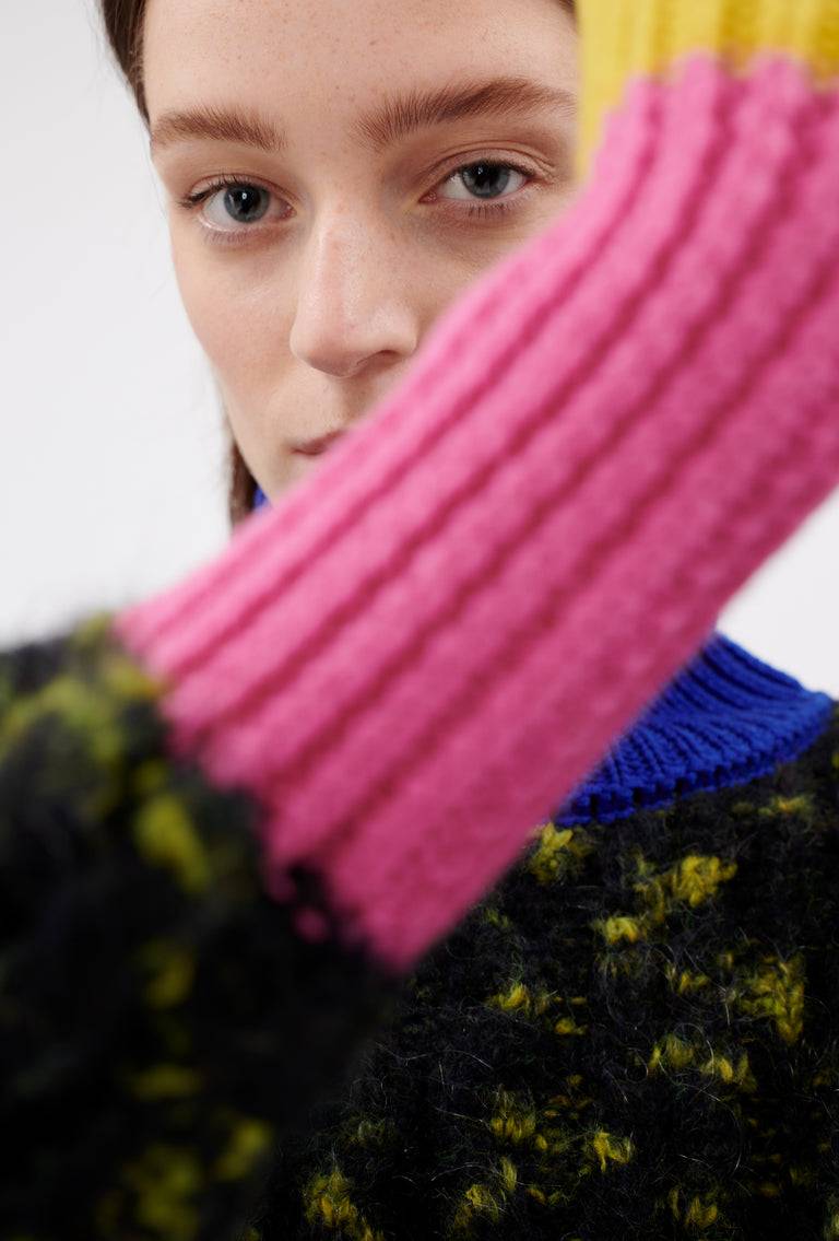 Odeeh Color Block Patch Pullover, Dark Moss Nur für heute