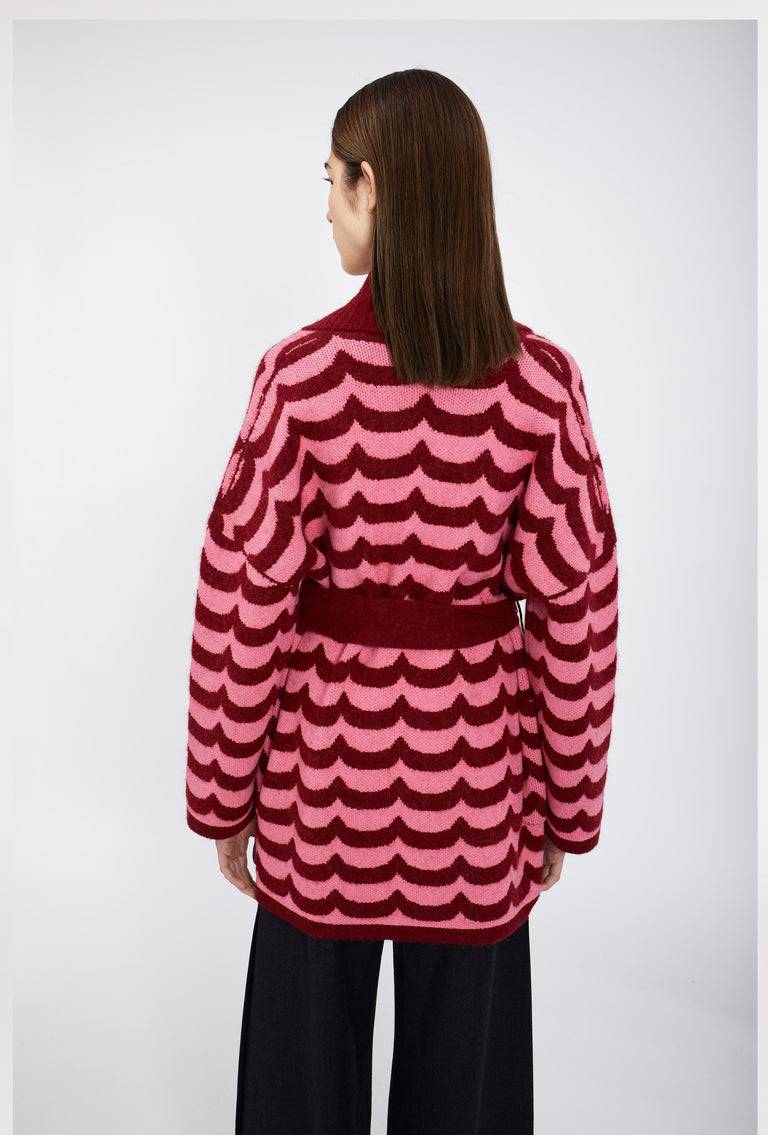 Odeeh Waves Cardigan, Pomegranate im Angebot