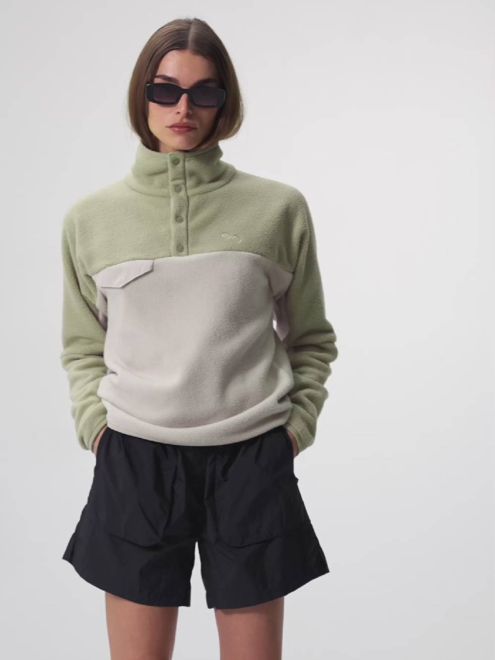 Pinqponq Fleece Pullover - Tune Olive (Unisex) 50% Rabatt für begrenzte Zeit