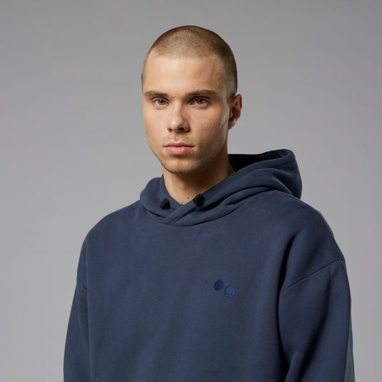 Pinqponq Hoodie - Currant Blue (Unisex) Rabatte dieses Monats