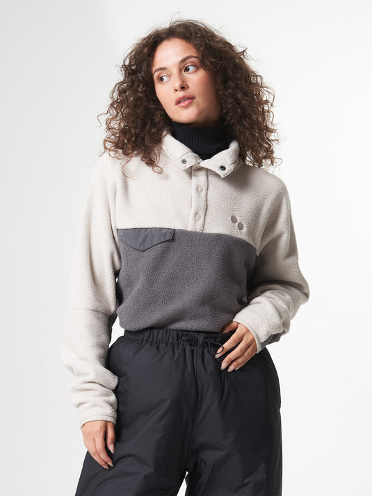 Pinqponq Fleece Pullover - Tune Beige (Unisex) Im Verkauf