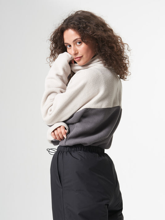 Pinqponq Fleece Pullover - Tune Beige (Unisex) Im Verkauf