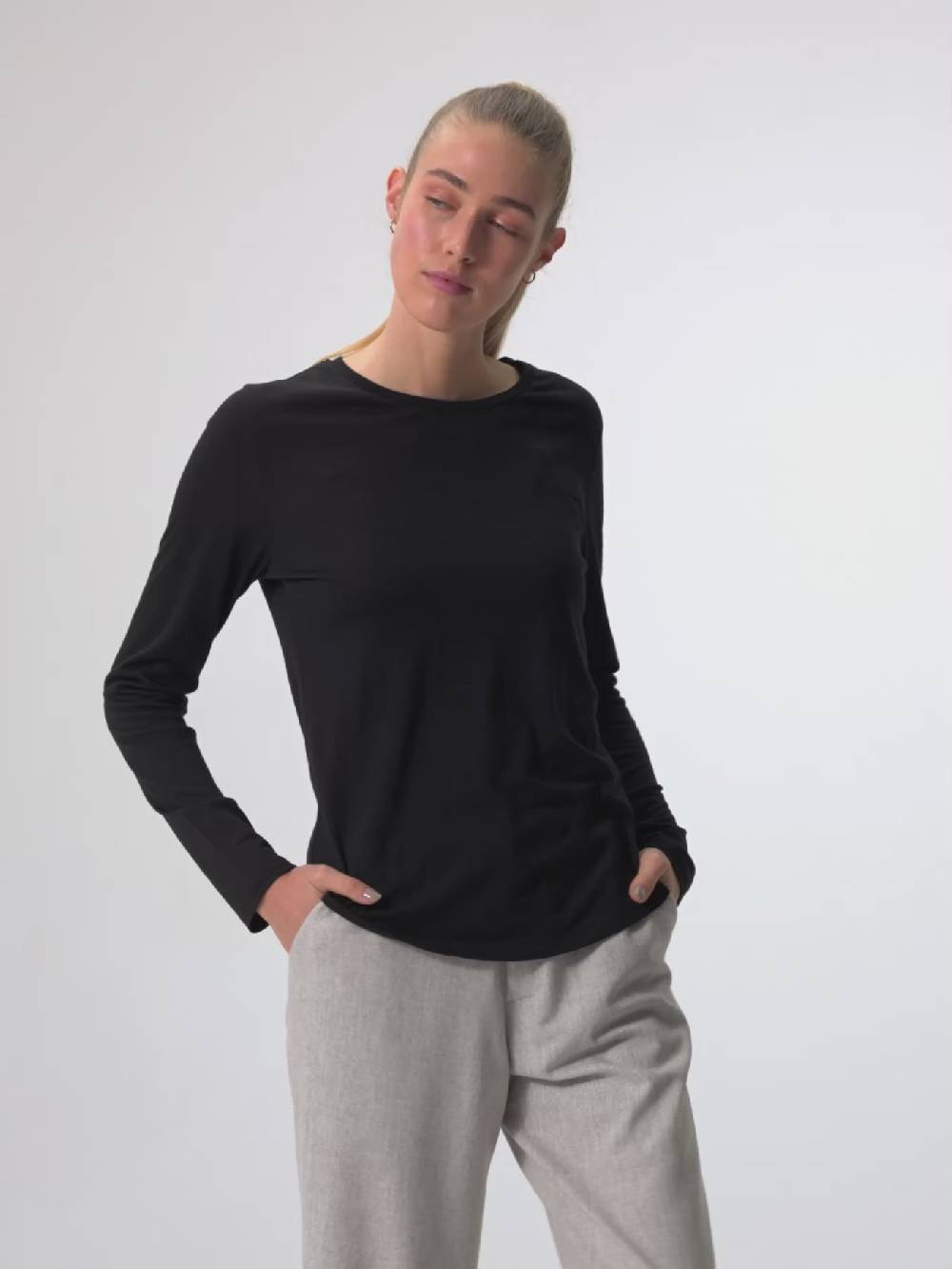 Pinqponq Longsleeve Merino - Sheep Black (Female) Angebote