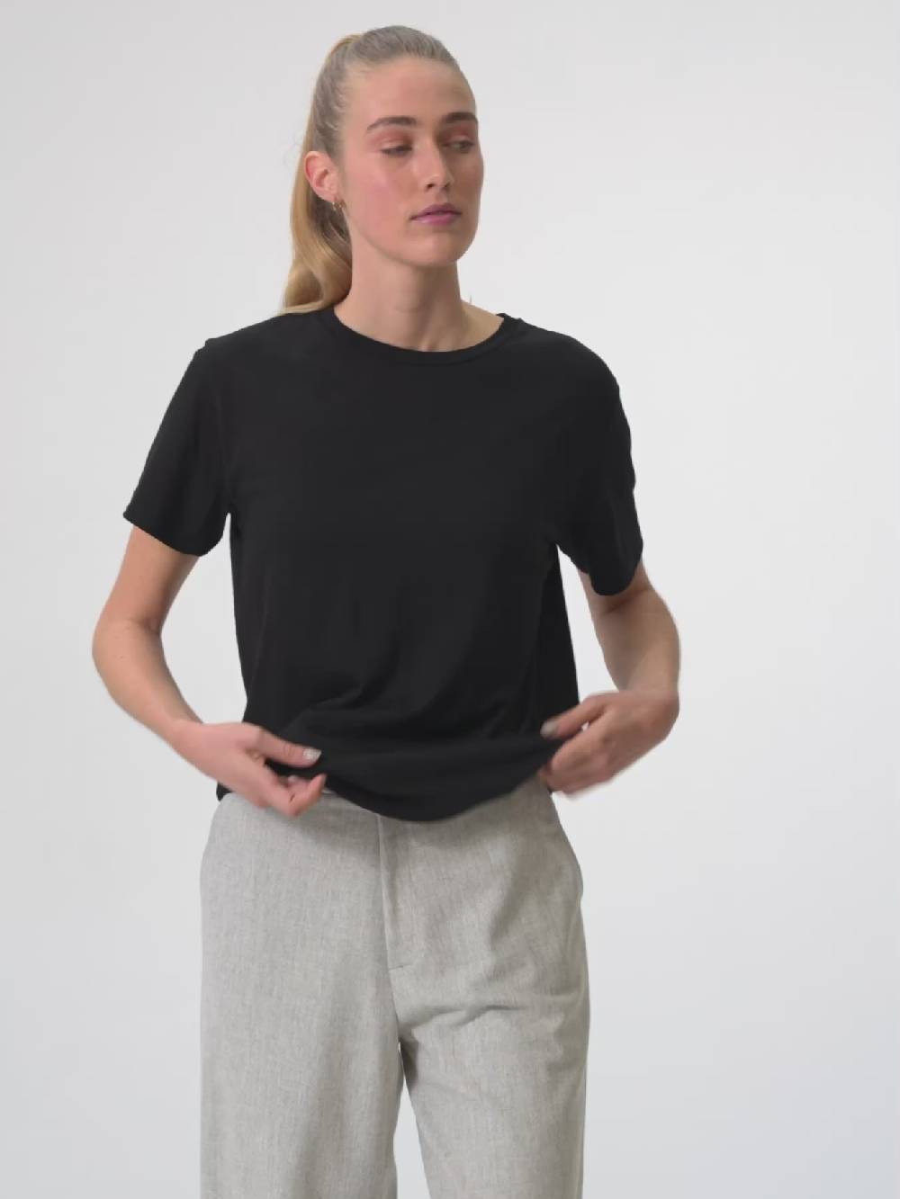 Pinqponq T-Shirt Merino - Sheep Black (Female) Räumungsverkauf