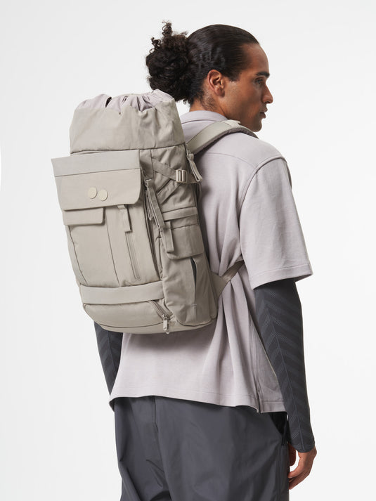 Pinqponq Blok Medium - Crinkle Taupe Neueste Mode