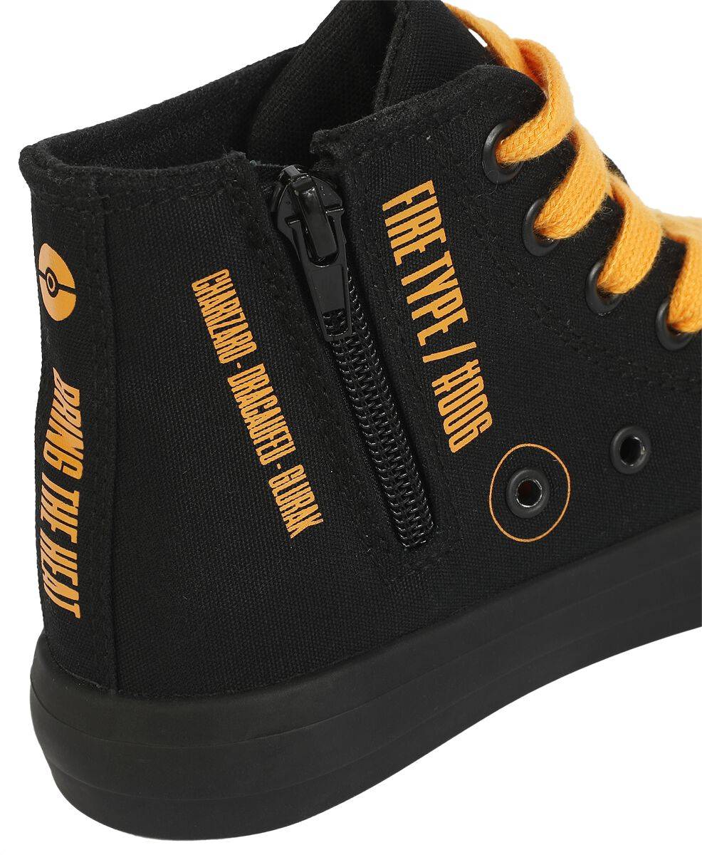 EMP "Glurak - Bring The Heat" Kinder Sneaker schwarz von Pokémon Jubiläumsangebot