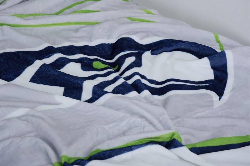 EMP "Seattle Seahawks - Flauschdecke" Decke multicolor von NFL Neueste Mode