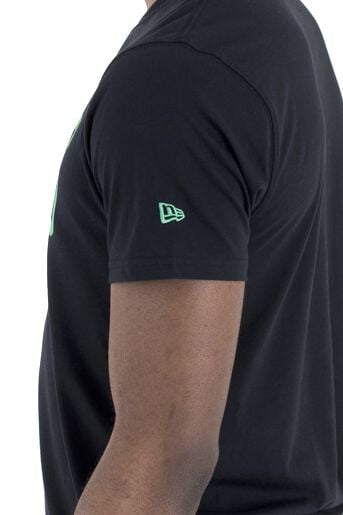 EMP "Boston Celtics" T-Shirt schwarz von New Era - NBA Begrenzt auf 3 Tage
