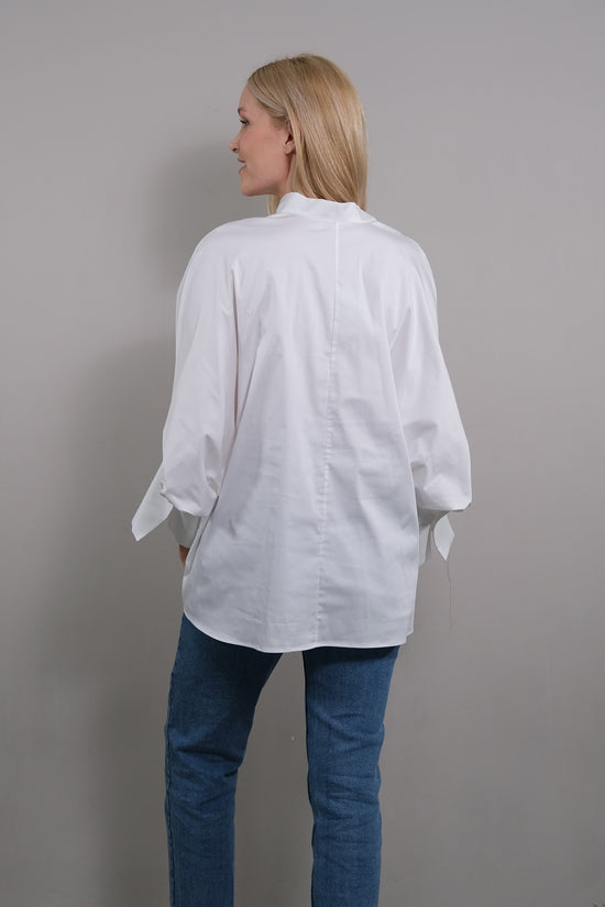 Soluzione Bluse mit 7/8 Ballonärmel Bianca Neuheiten