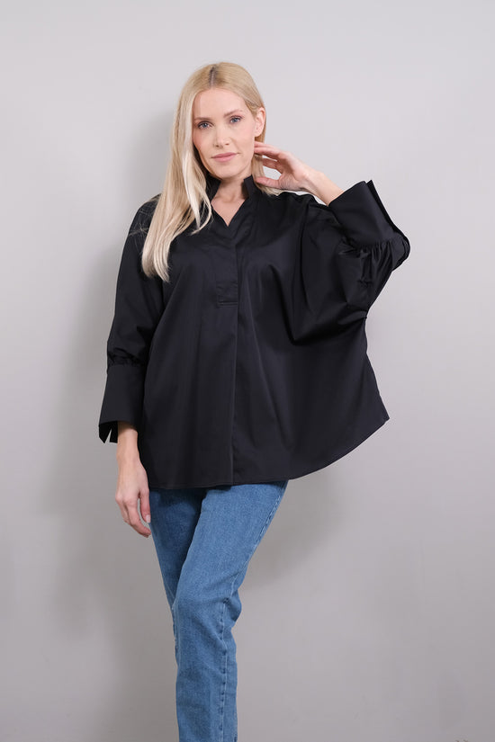 Soluzione Bluse mit 7/8 Ballonärmel Bianca Neueste Stile