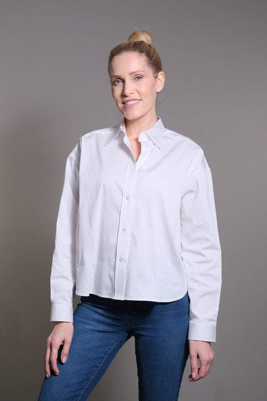 Soluzione Verkürzte Hemdbluse mit VKL und Rückenfalte Zeitbegrenzte Promotion